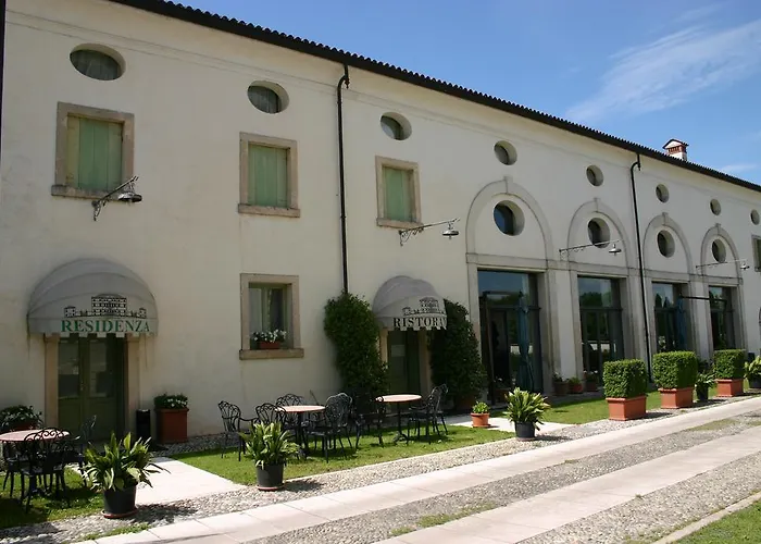 Couette-café Vecelli Cavriani