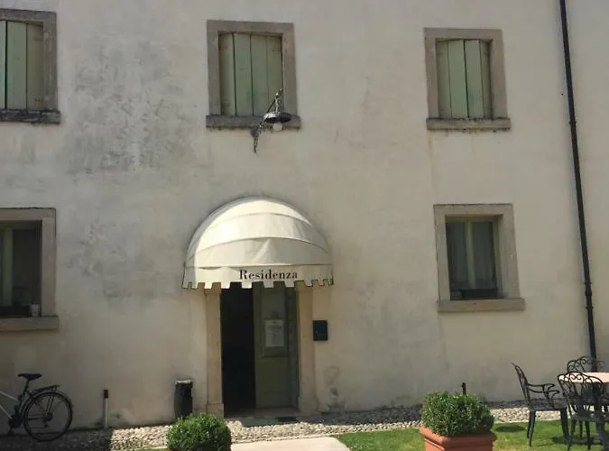 Vecelli Cavriani Bed & Breakfast